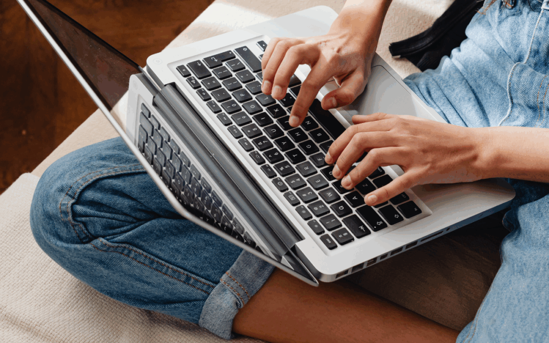 Loneliness in the Digital Age: Why We Feel Disconnected Despite Being ‘Connected’